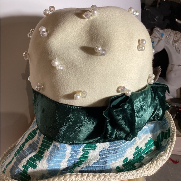Vintage tall wool pearl bow hat - Picture 2 of 4